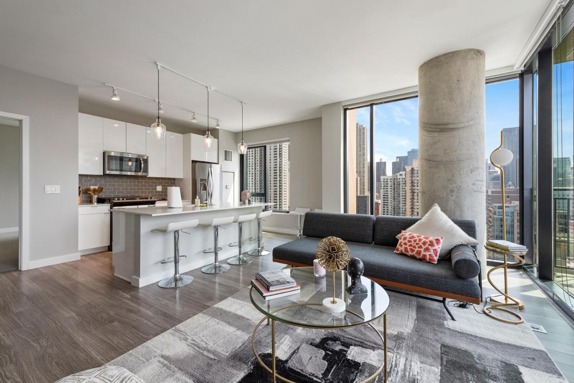 Aurelien Spacious Apartments In The Heart Of Gold Coast Чикаго Екстериор снимка